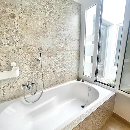 Casahost Townhouse Lise Holiday home Puerto del Carmen (Lanzarote)