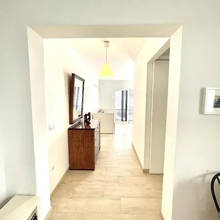 Casahost Townhouse Lise Holiday home *