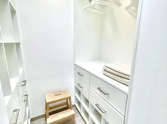 Casahost Townhouse Lise