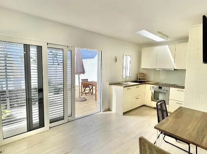 Casahost Townhouse Lise