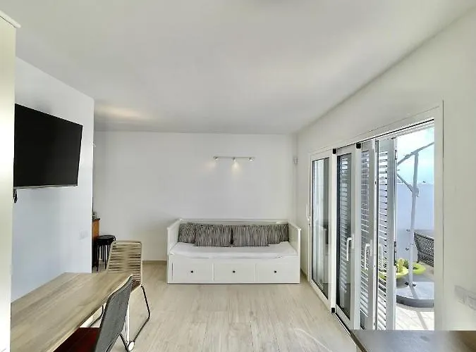 Casahost Townhouse Lise Nyaraló