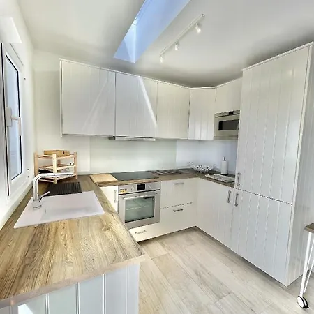 Semesterbostad Casahost Townhouse Lise